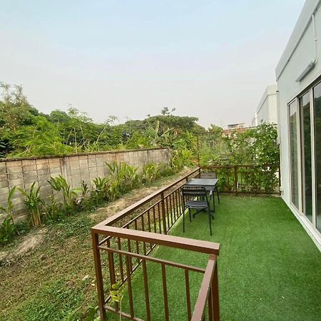 65 Hostel Chiangmai Chiang Mai Exterior photo