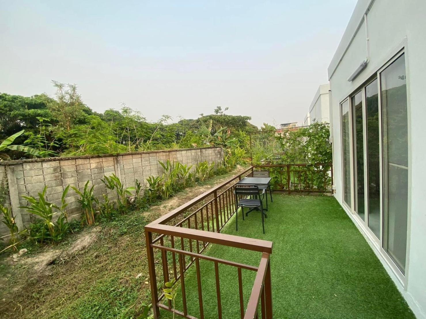 65 Hostel Chiangmai Chiang Mai Exterior photo