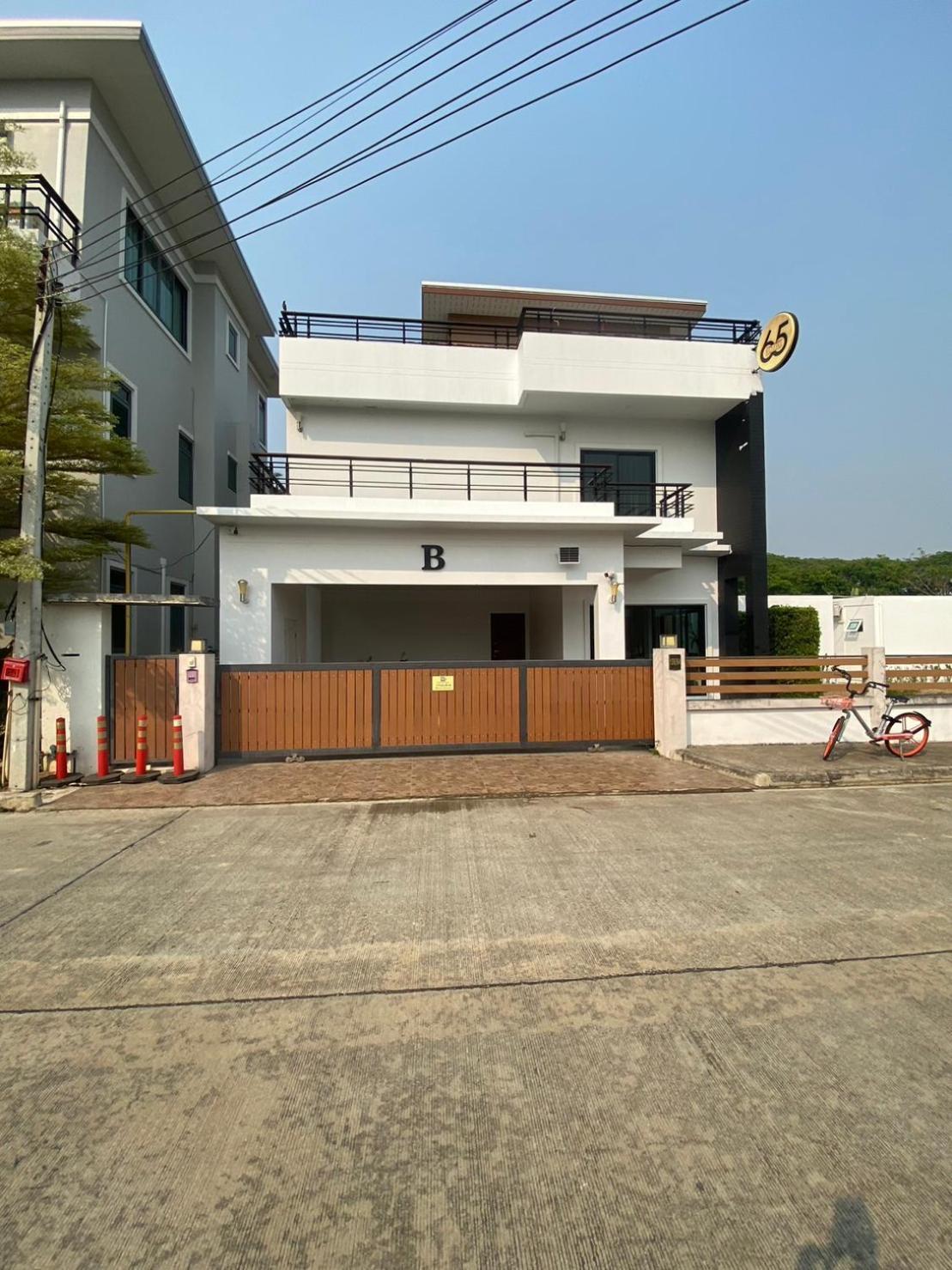65 Hostel Chiangmai Chiang Mai Exterior photo